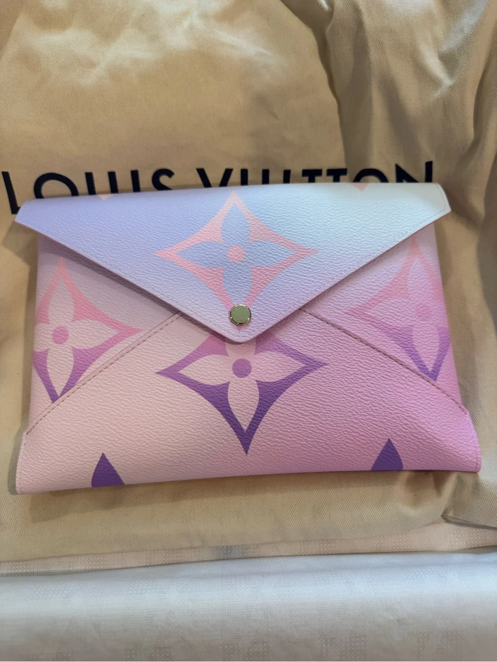 Louis Vuitton Kiragami Pastel Pink to Lavender Gradient Monogram - brand new